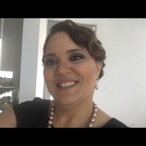 Meet your Posher, Wenda lee